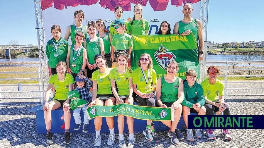 Cinco atletas do Camarnal recebem voto de louvor em Alenquer