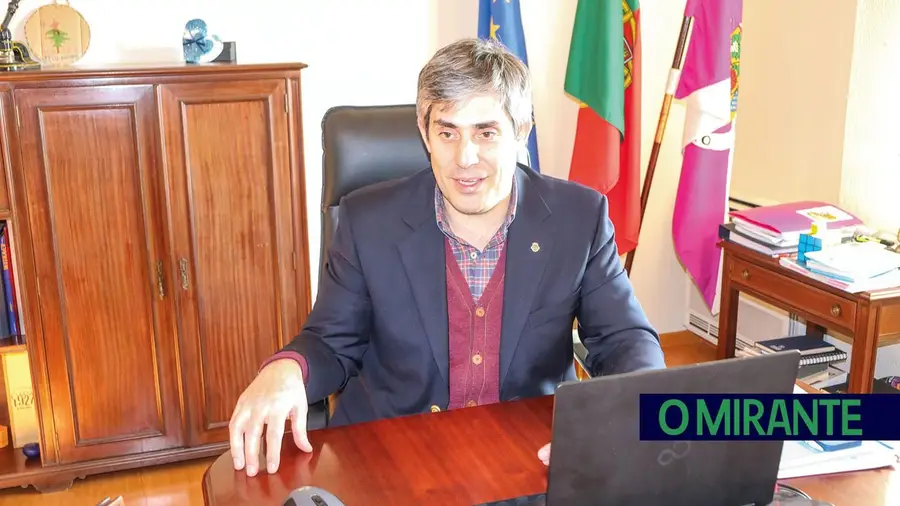 João Heitor quer recuperar tradição de natação e triatlo no concelho do Cartaxo João Heitor quer recuperar tradição de natação e triatlo no concelho do Cartaxo