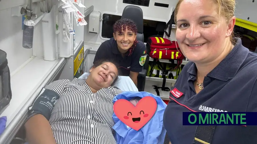Bebé nasce à porta do quartel com a ajuda dos Bombeiros de Azambuja