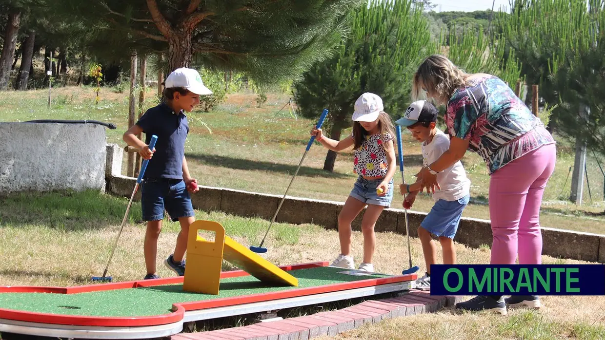 Parque de lazer da Póvoa da Isenta já tem campo de minigolfe