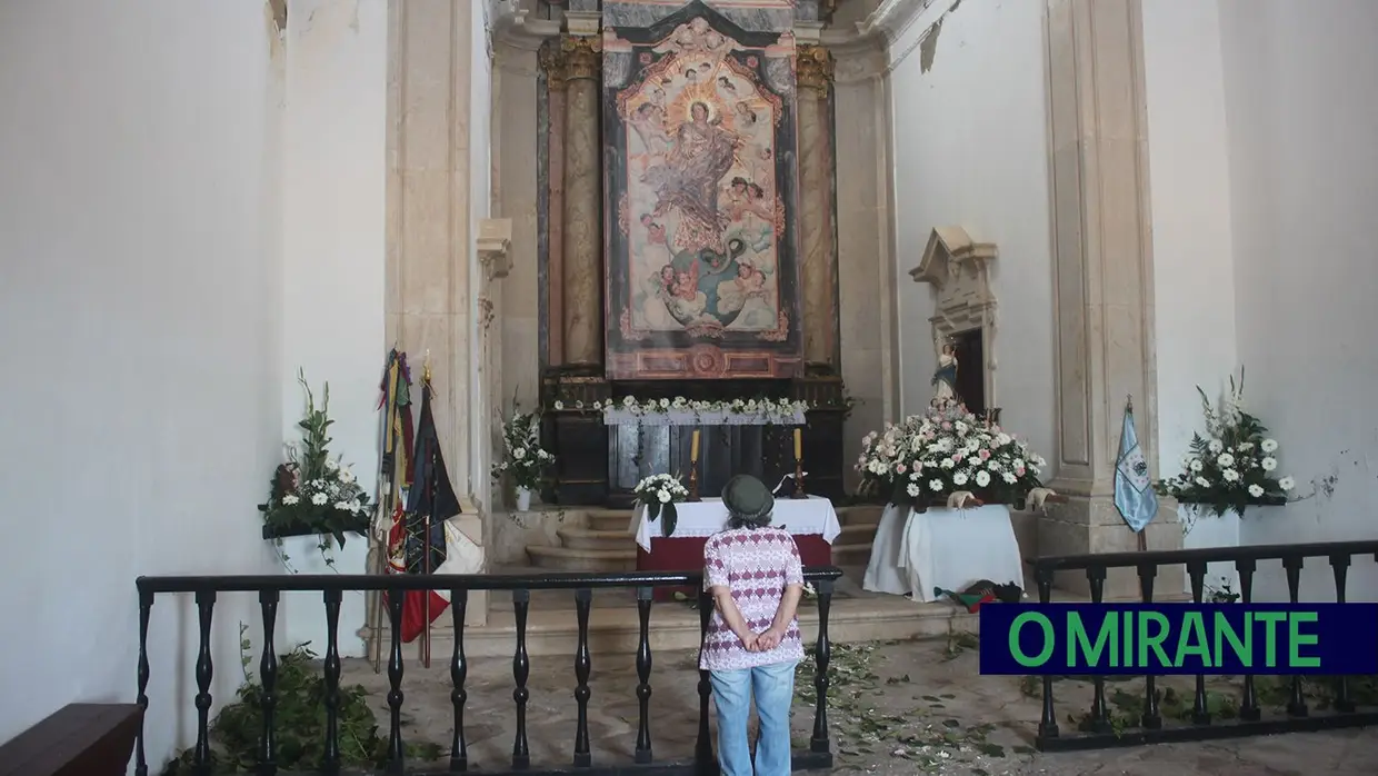Romaria a Nossa Senhora de Alcamé reuniu fiéis com igreja renovada