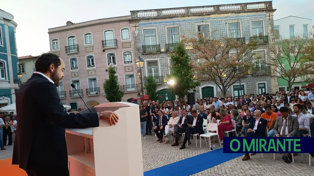 João Leite apresentou candidatura à Câmara de Santarém com praça cheia