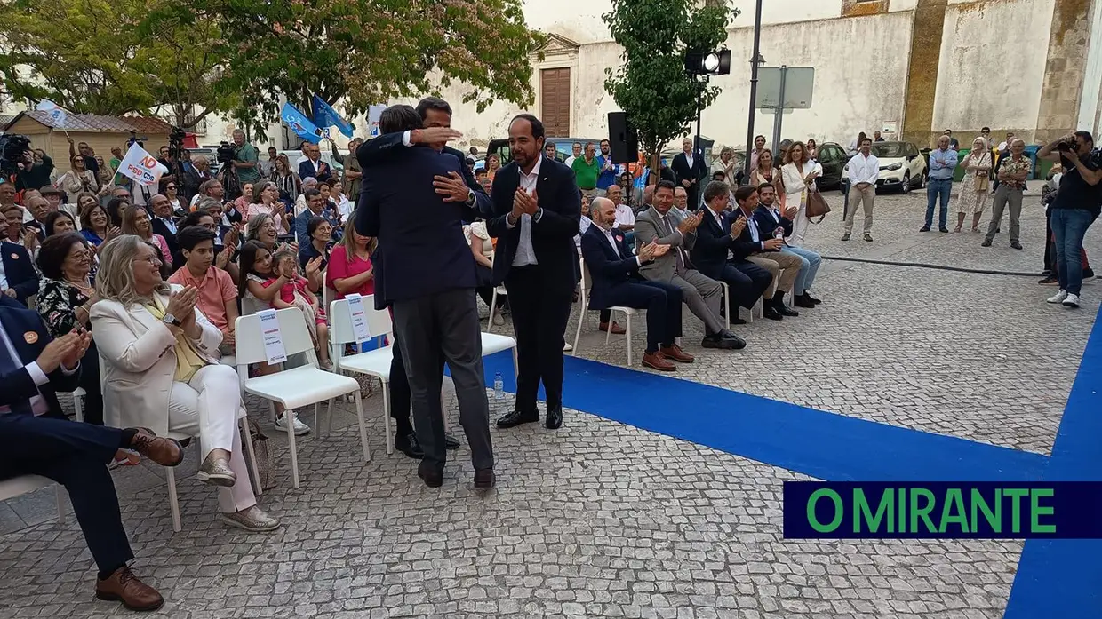 João Leite apresentou candidatura à Câmara de Santarém com praça cheia