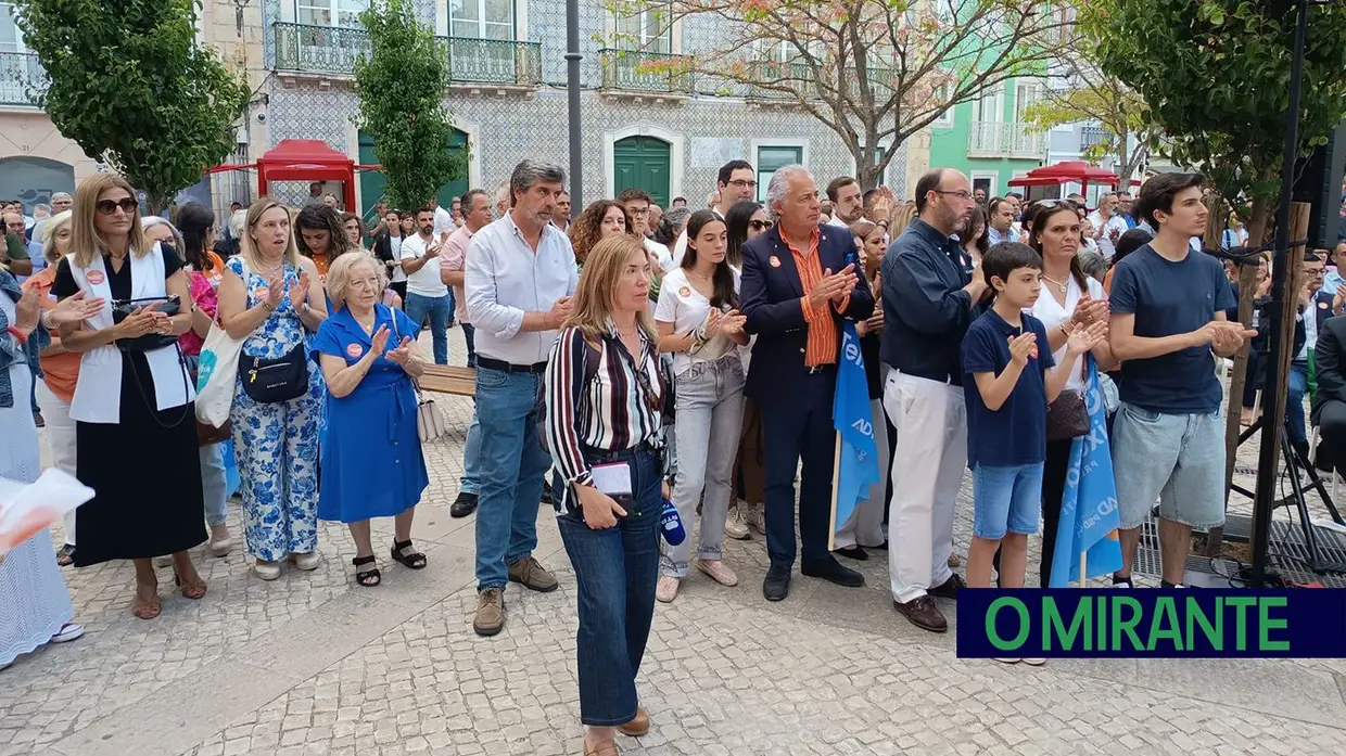 João Leite apresentou candidatura à Câmara de Santarém com praça cheia