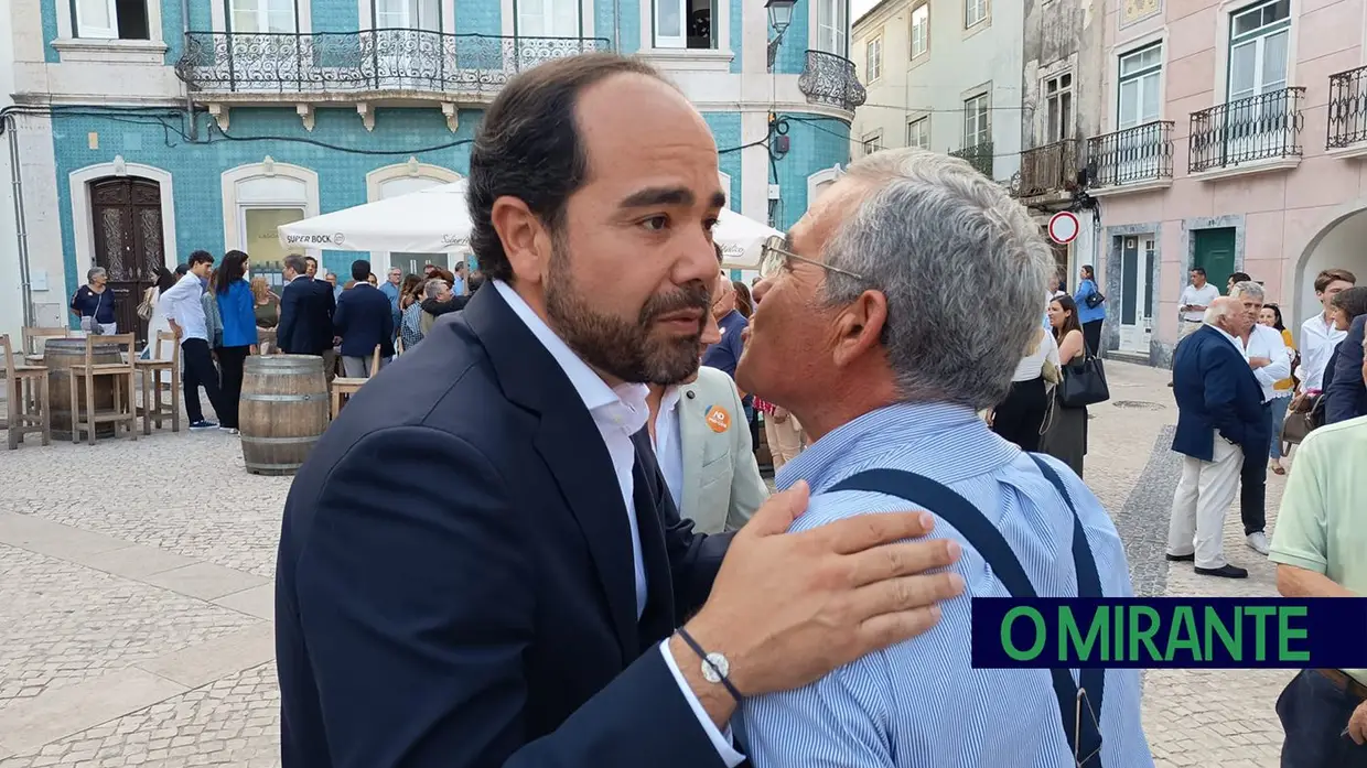João Leite apresentou candidatura à Câmara de Santarém com praça cheia