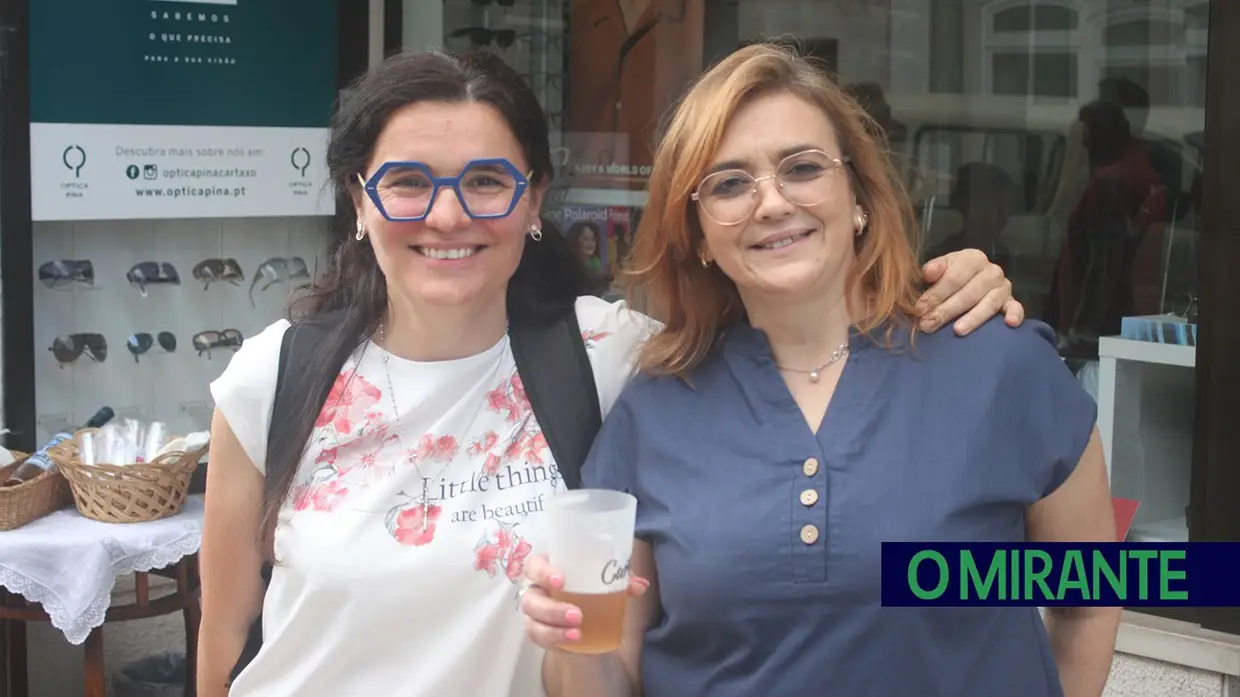 Comércio local em festa no Dia de São João Baptista no Cartaxo