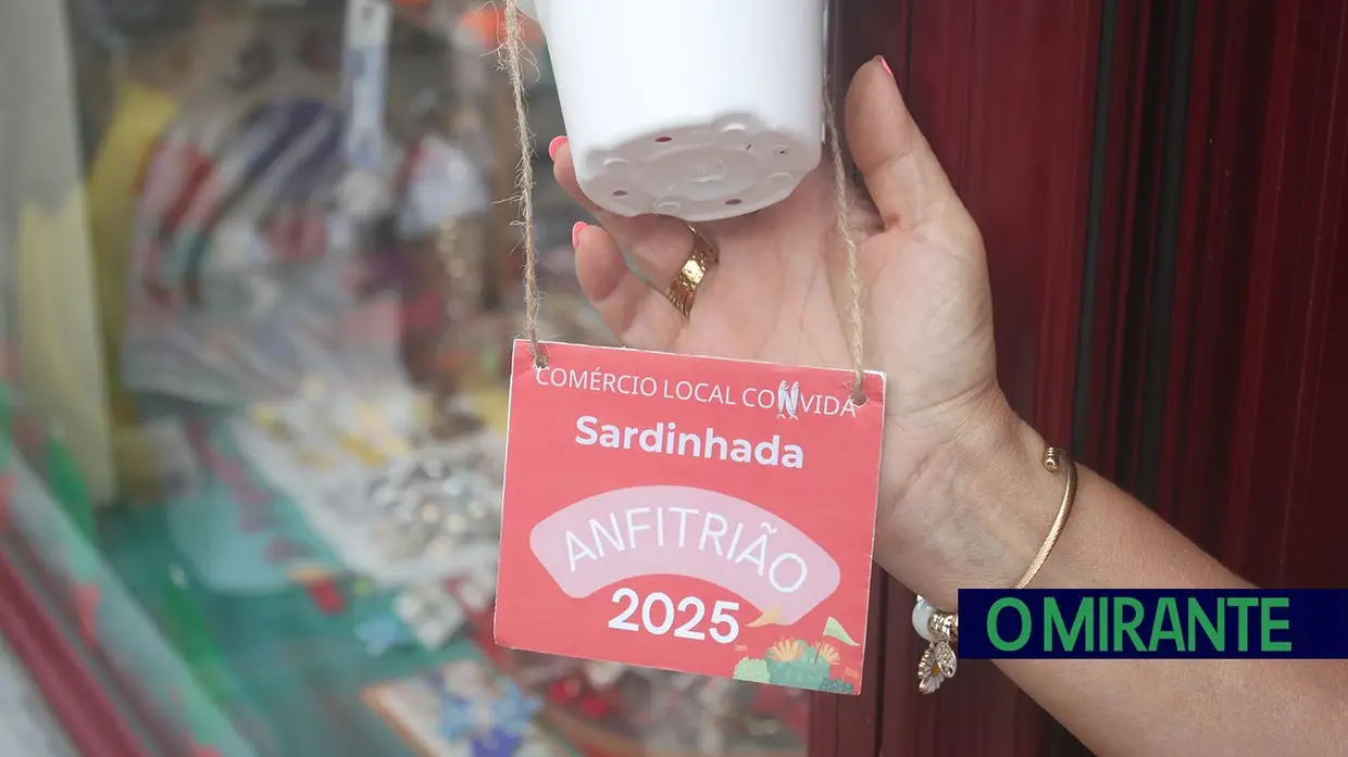 Comércio local em festa no Dia de São João Baptista no Cartaxo