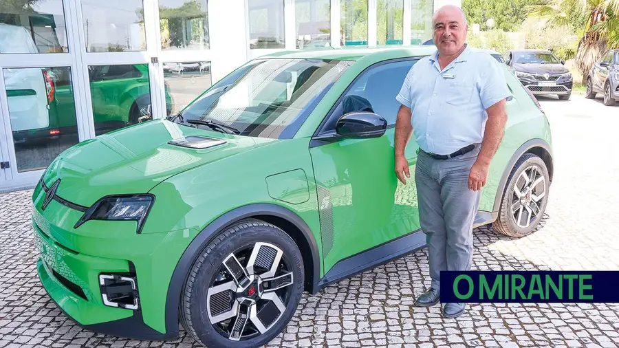Fernando Patrício reconhece os clientes da Roques Vale do Tejo pela matrícula do carro