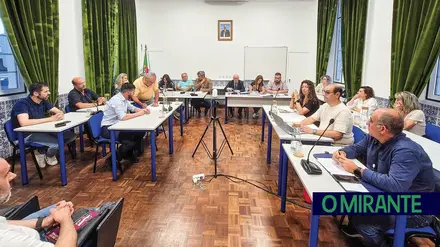Assembleia de Freguesia de Samora Correia acusa ULS do Estuário do Tejo de desrespeito institucional Assembleia de Freguesia de Samora Correia acusa ULS do Estuário do Tejo de desrespeito institucional