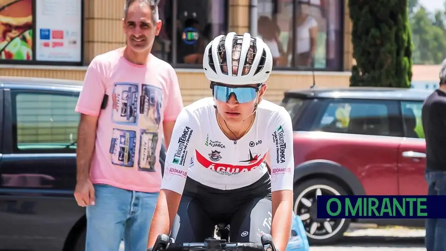 Inês Fonseca conquista Taça de Portugal de ciclismo em sub-17