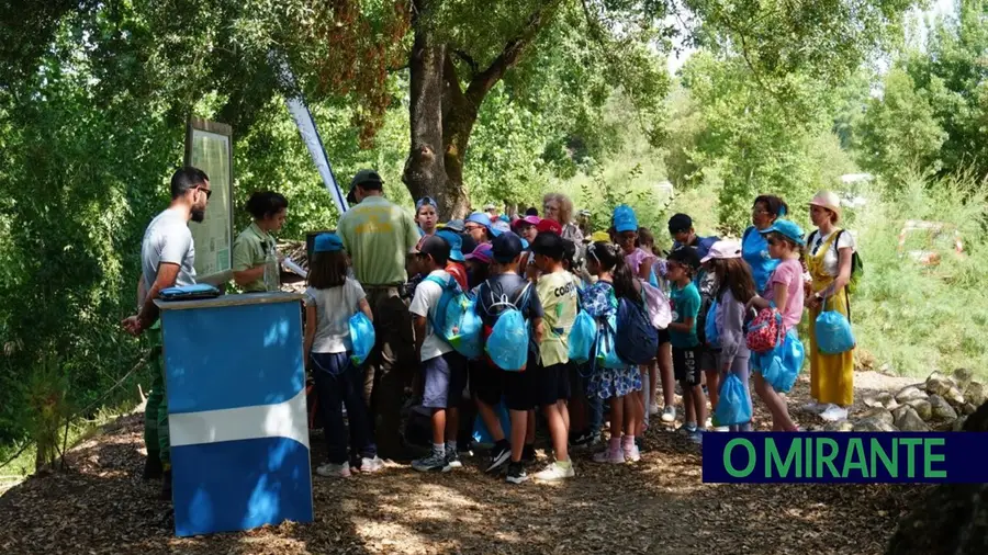 Crianças e idosos aprendem juntos a proteger o meio-ambiente em Azambuja Crianças e idosos aprendem juntos a proteger o meio-ambiente em Azambuja