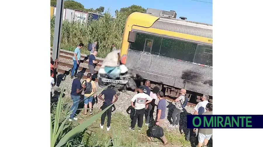 Um morto em acidente na passagem de nível de Alverca Um morto em acidente na passagem de nível de Alverca