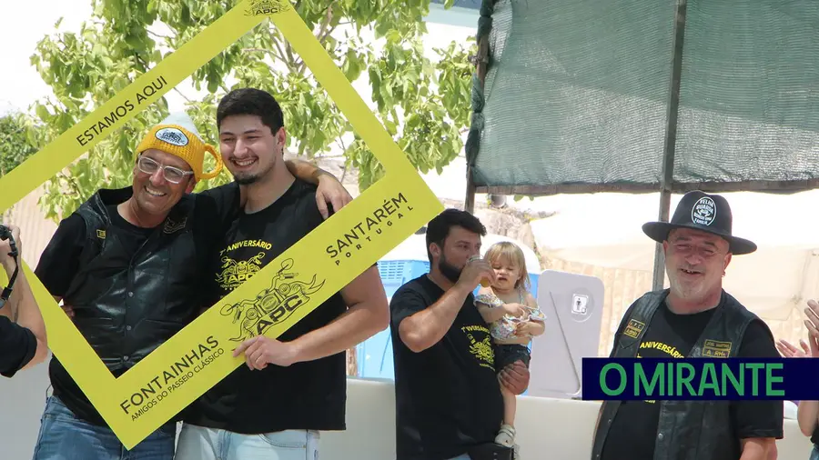 Amigos do Passeio Clássico celebrou 7º aniversário com passeio e muita animação nas Fontainhas