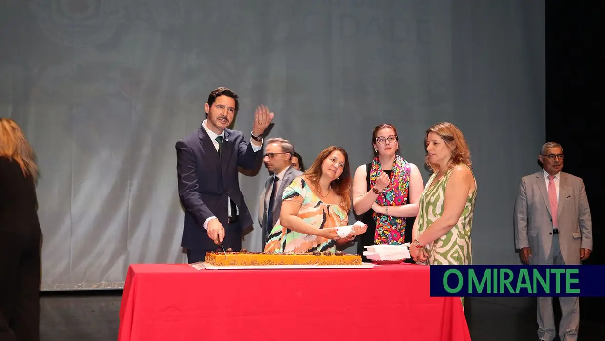 Homenagens no aniversário da elevação de Vila Franca de Xira a cidade