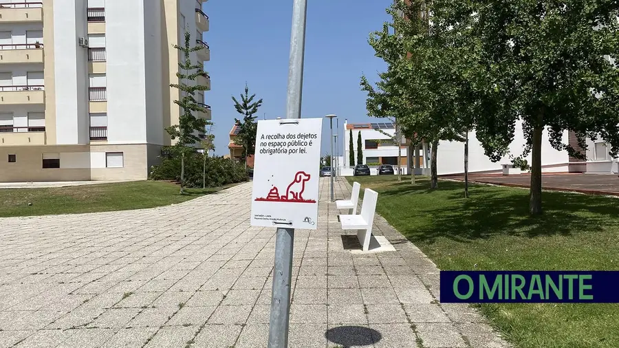 Placa já há!
