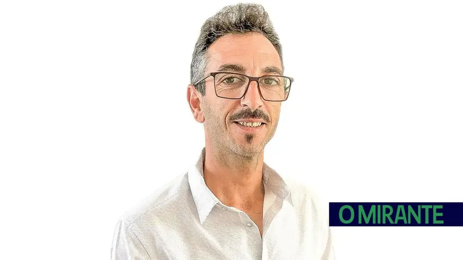 Nelson Lúcio encabeça lista da CDU na freguesia da Barrosa Nelson Lúcio encabeça lista da CDU na freguesia da Barrosa