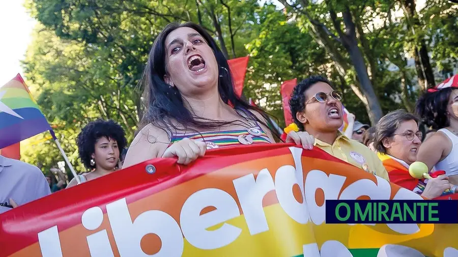 Júlia Pereira é a única candidata transgénero nos municípios da região ribatejana Júlia Pereira é a única candidata transgénero nos municípios da região ribatejana