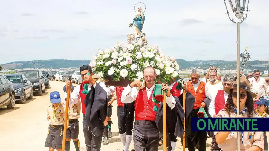 Romaria a Nossa Senhora de Alcamé reuniu fiéis com igreja renovada Romaria a Nossa Senhora de Alcamé reuniu fiéis com igreja renovada