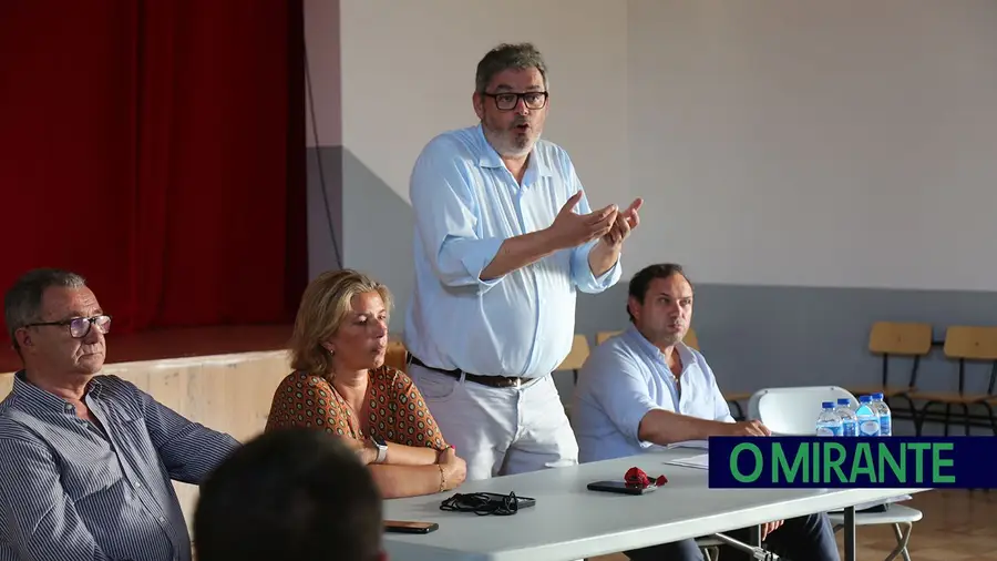 Câmara de VFX interpõe providência cautelar contra vacaria na Granja
