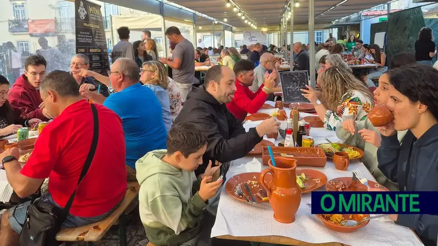 Gastronomia e tradição ribatejana servidas à mesa em Samora Correia Gastronomia e tradição ribatejana servidas à mesa em Samora Correia
