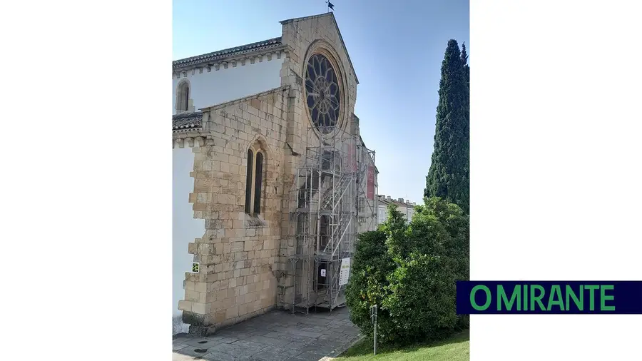 Obras decorrem na igreja de Santa Maria dos Olivais. Foto Município de Tomar Obras decorrem na igreja de Santa Maria dos Olivais. Foto Município de Tomar