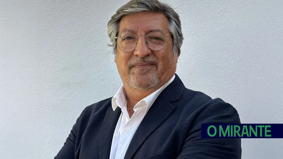 António Paulo Reis é o candidato da CDU à Assembleia Municipal de Benavente António Paulo Reis é o candidato da CDU à Assembleia Municipal de Benavente