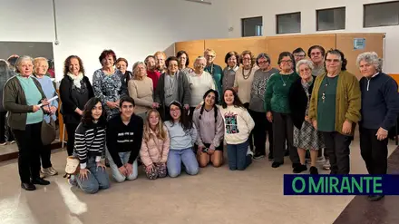 Universidade Cultural de Alcanede estreou revista à portuguesa