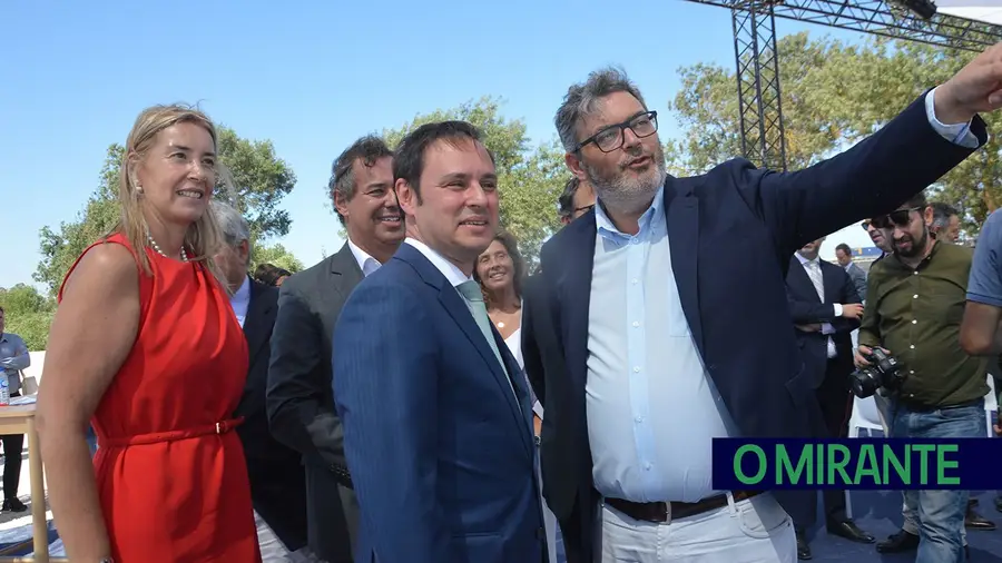 Terminal Fluvial da Castanheira promete revolucionar transporte de mercadorias no Tejo Terminal Fluvial da Castanheira promete revolucionar transporte de mercadorias no Tejo