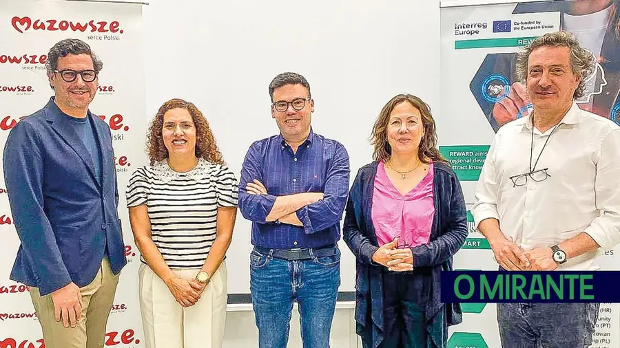 Empreendedorismo e apoio às empresas em destaque num encontro do projecto REWARD Empreendedorismo e apoio às empresas em destaque num encontro do projecto REWARD