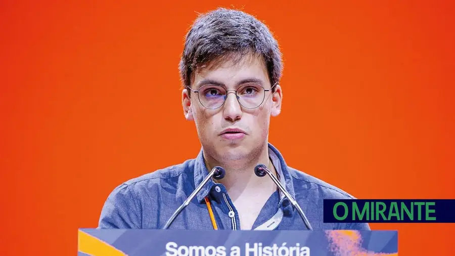 Volta à discussão a criação de gabinete de apoio psicológico para jovens de Abrantes Volta à discussão a criação de gabinete de apoio psicológico para jovens de Abrantes