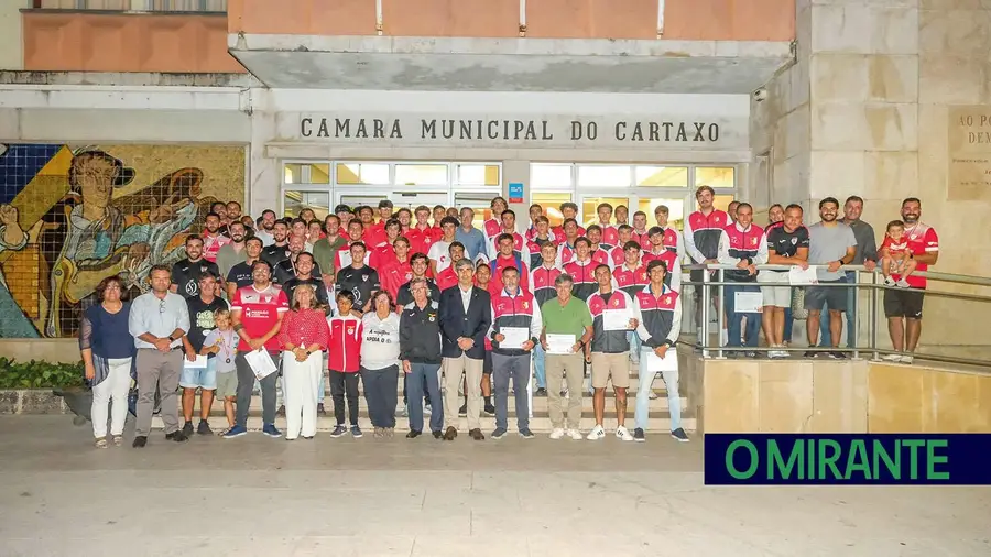 Clubes de futebol do Cartaxo homenageados pelo município Clubes de futebol do Cartaxo homenageados pelo município