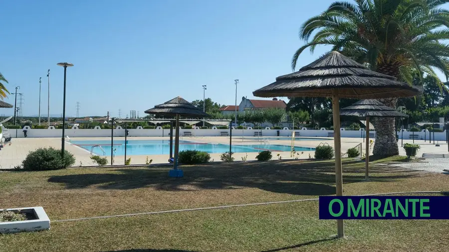 Concurso para requalificação das Piscinas do Cartaxo sem empresas interessadas Concurso para requalificação das Piscinas do Cartaxo sem empresas interessadas