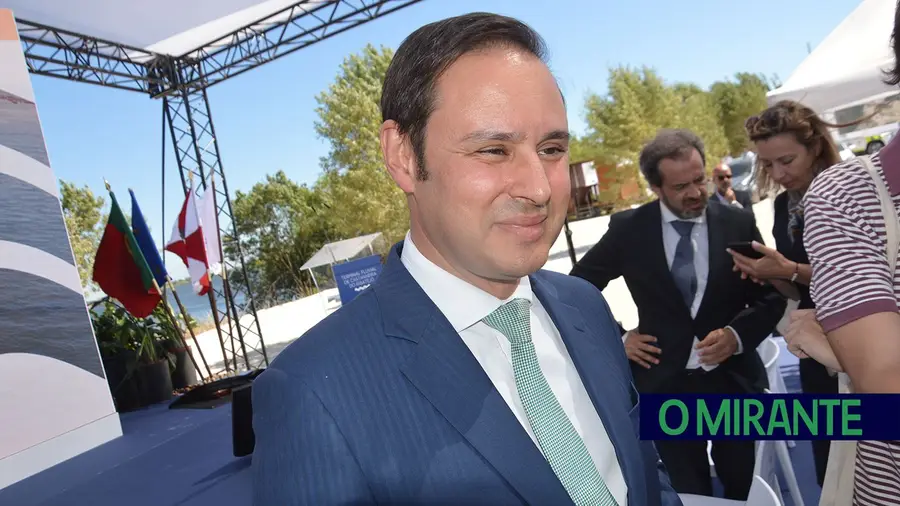 Governo recusa acabar com portagens entre Alverca e Castanheira do Ribatejo Governo recusa acabar com portagens entre Alverca e Castanheira do Ribatejo