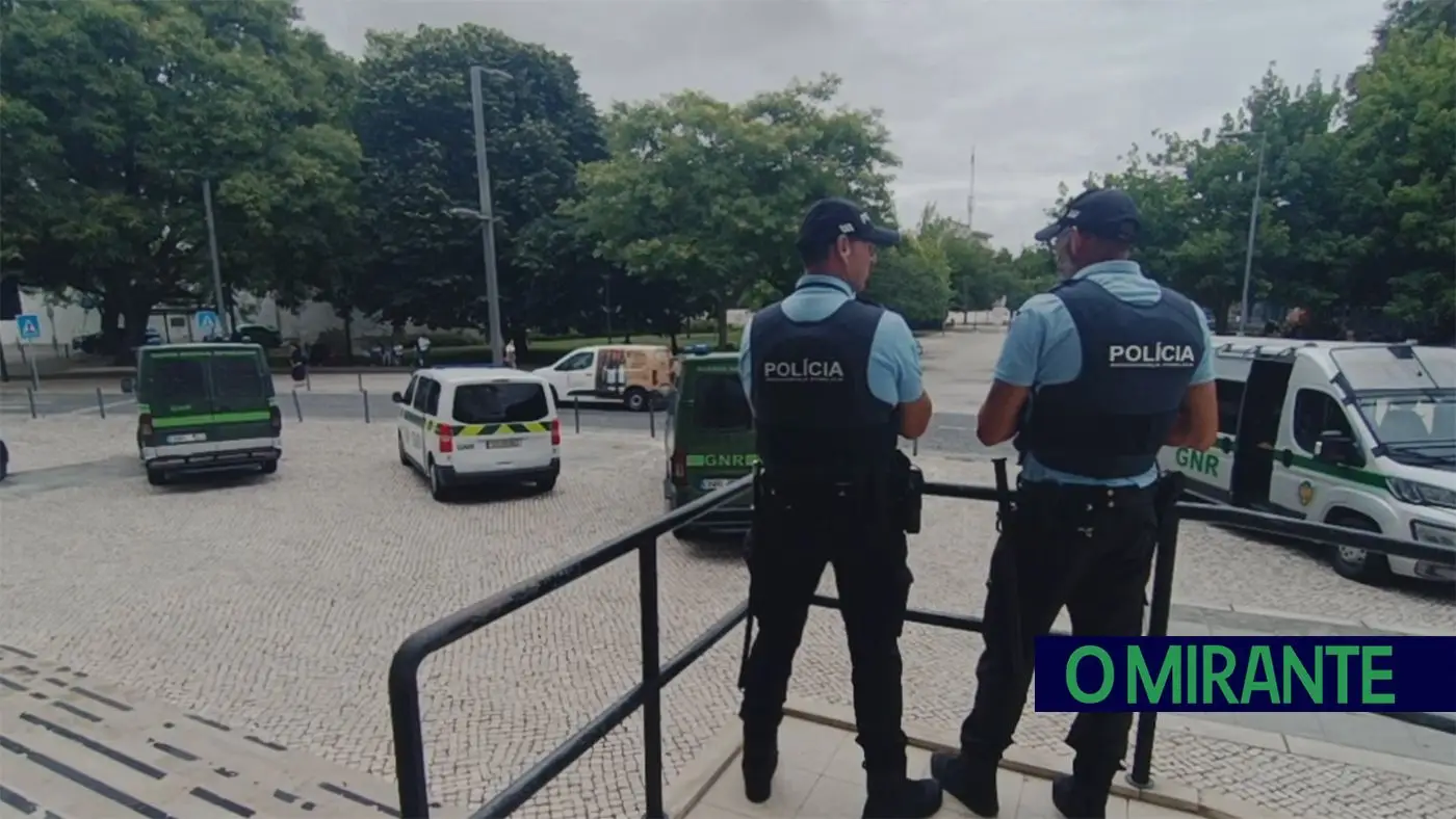 Aparato no Tribunal de Santarém para ouvir detidos no caso das lanchas de droga