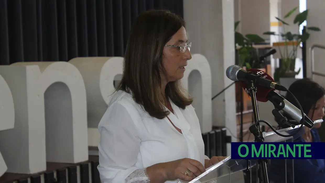 Judite Calado é a nova directora do Agrupamento de Escolas Nuno de Santa Maria
