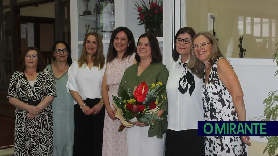 Judite Calado é a nova directora do Agrupamento de Escolas Nuno de Santa Maria Judite Calado é a nova directora do Agrupamento de Escolas Nuno de Santa Maria
