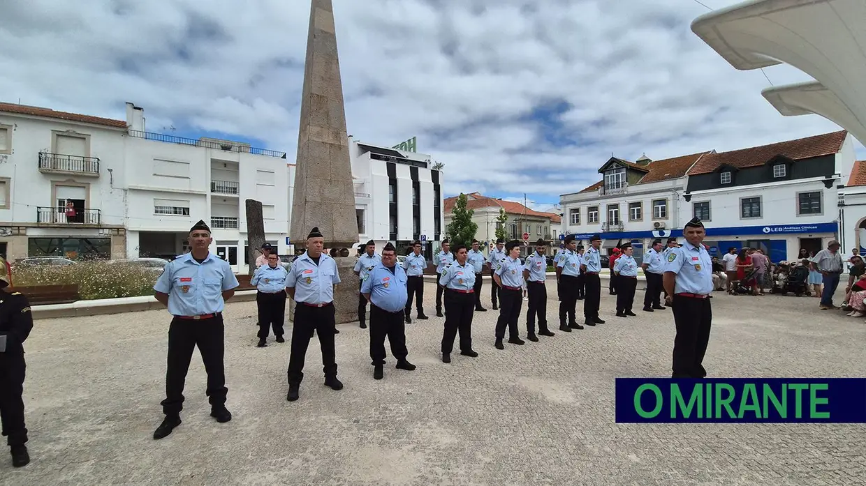Bombeiros Voluntários de Benavente assinalaram 140 anos de dedicação à causa pública