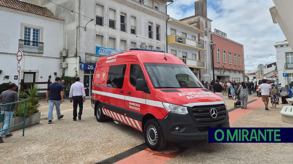 Bombeiros Voluntários de Benavente assinalaram 140 anos de dedicação à causa pública