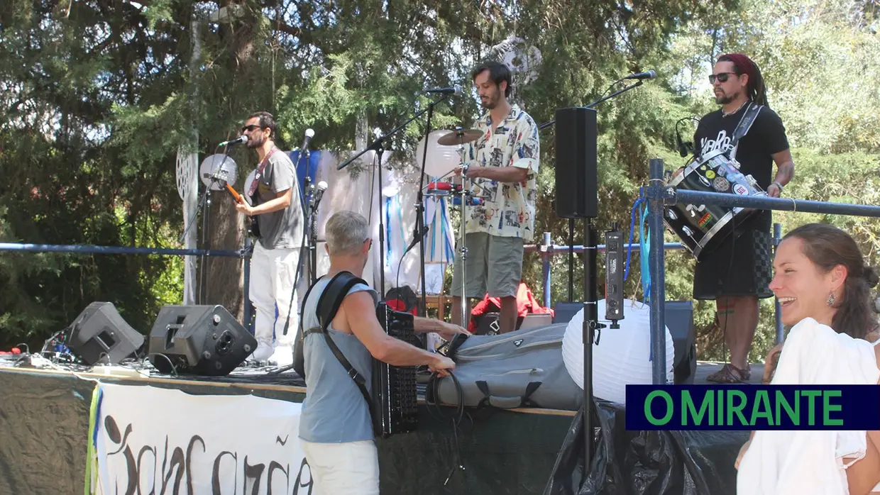Festival Dançarão em Ortiga com músicas e danças do mundo