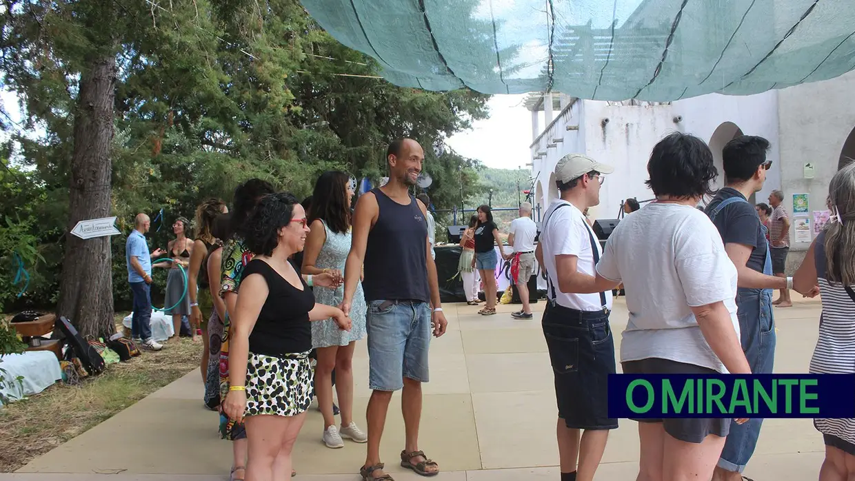 Festival Dançarão em Ortiga com músicas e danças do mundo