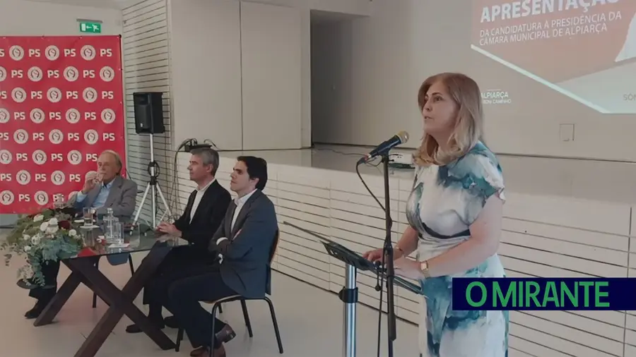 Sónia Sanfona apresenta recandidatura à Câmara de Alpiarça valorizando o que já fez Sónia Sanfona apresenta recandidatura à Câmara de Alpiarça valorizando o que já fez