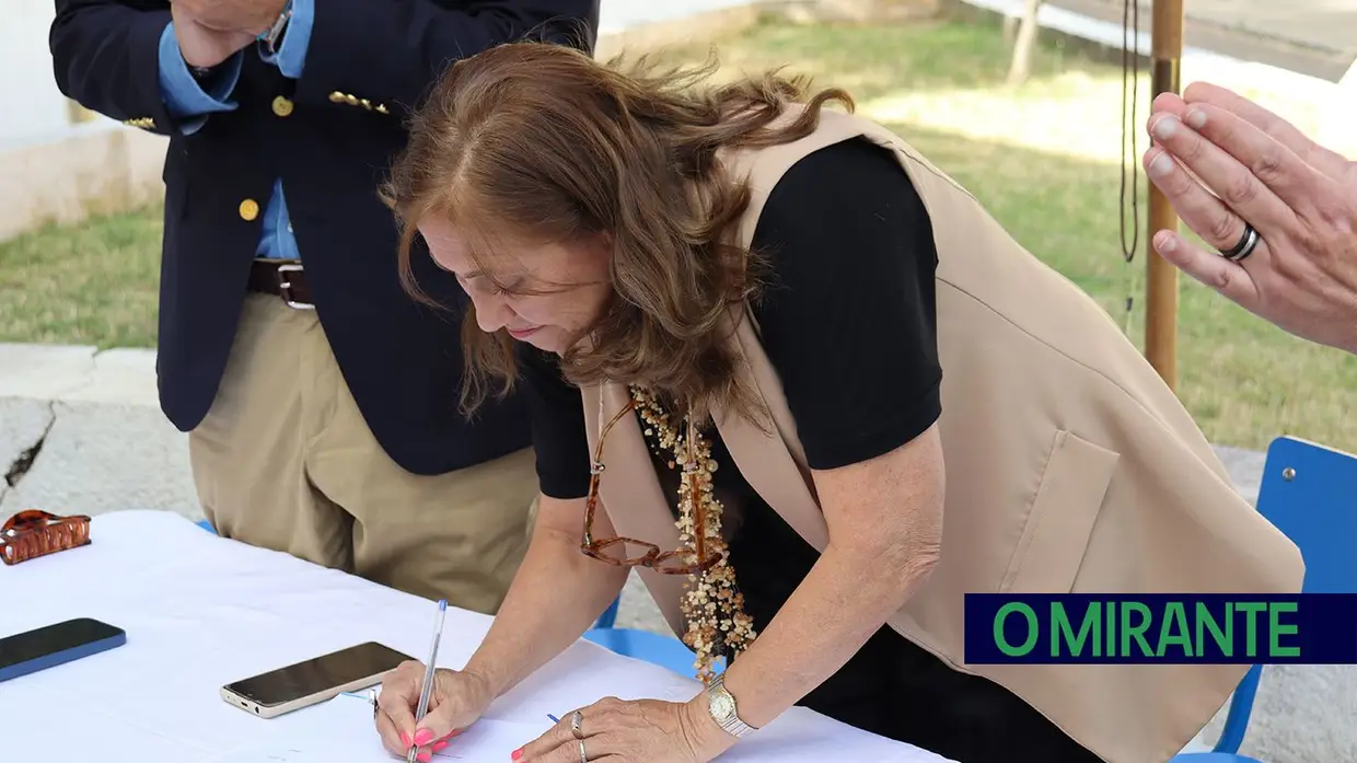 Margarida da Franca reconduzida como directora do Agrupamento de Escolas Alexandre Herculano