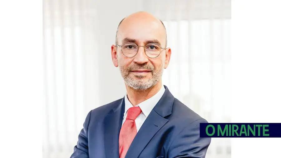 Mário Lopes é o novo Director do Centro de Produção de Alhandra da CIMPOR Mário Lopes é o novo Director do Centro de Produção de Alhandra da CIMPOR