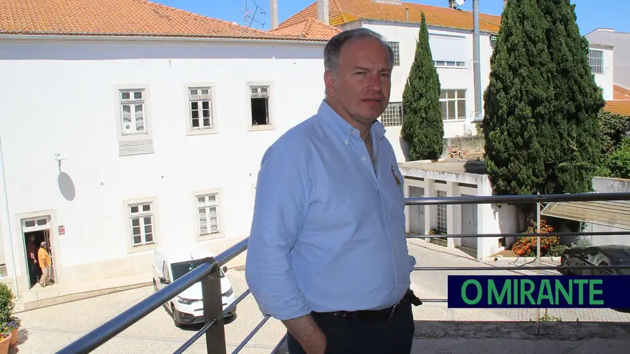 Obras no Centro de Saúde de Almeirim para reforçar resposta e implementar novas valências Obras no Centro de Saúde de Almeirim para reforçar resposta e implementar novas valências