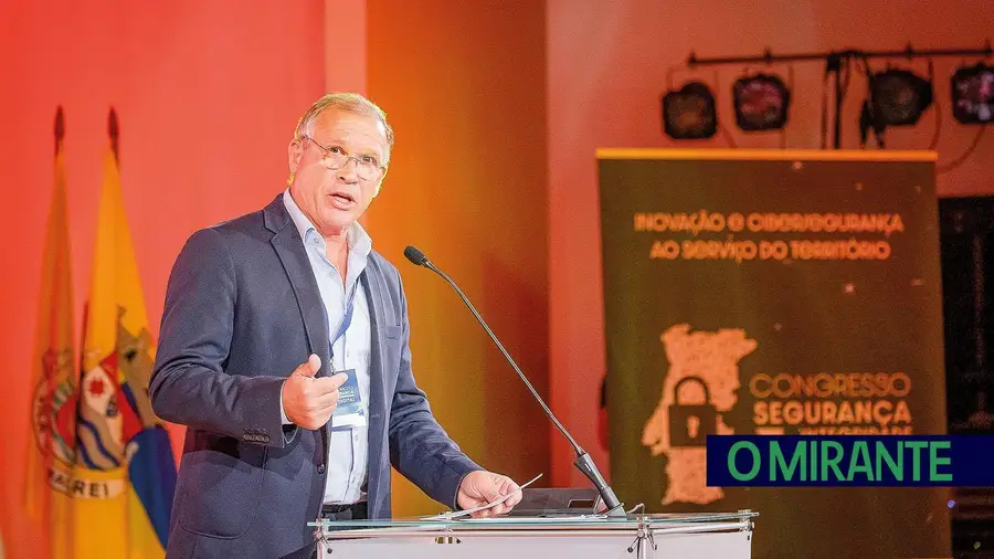 Abrantes discutiu desafios da segurança e transformação digital
