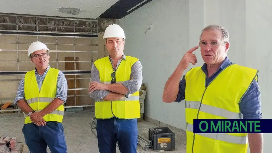 Visita aos projectos que prometem dinamizar e melhorar a qualidade de vida em Abrantes Visita aos projectos que prometem dinamizar e melhorar a qualidade de vida em Abrantes