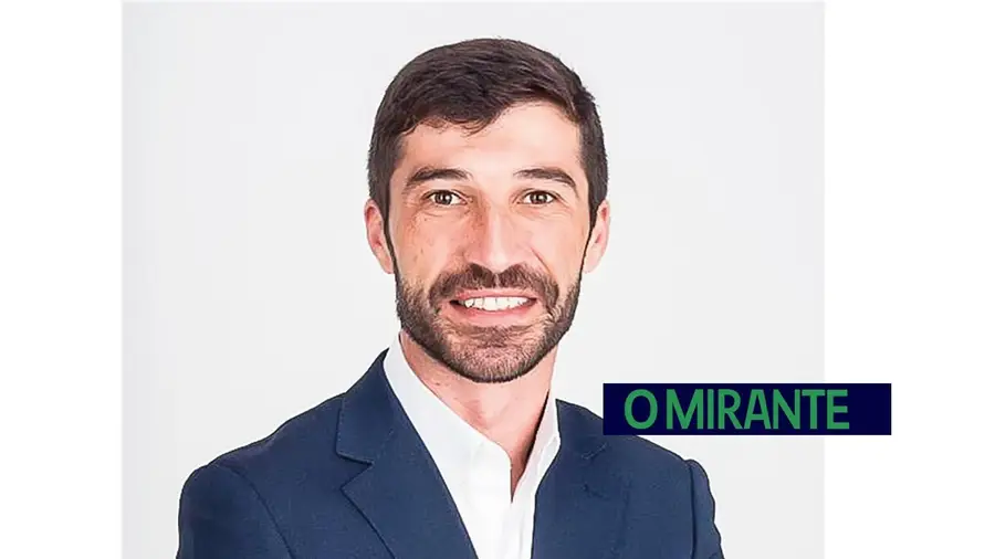 Vice-presidente da Câmara de Alenquer avança como independente e perde pelouros