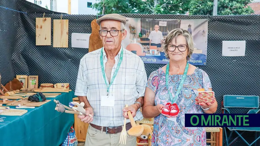 Partilham a paixão pelo artesanato e mostraram a sua arte em Pontével