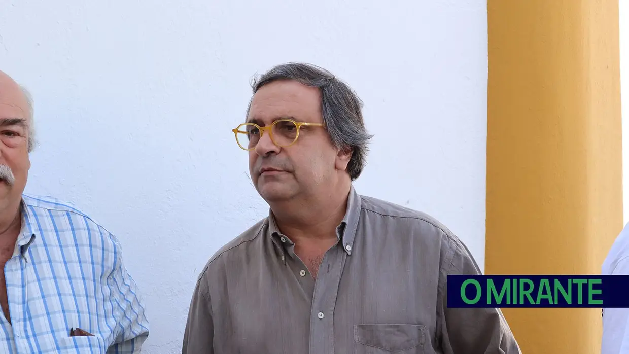Encontro de Renault 4 na Chamusca juntou 150 pessoas