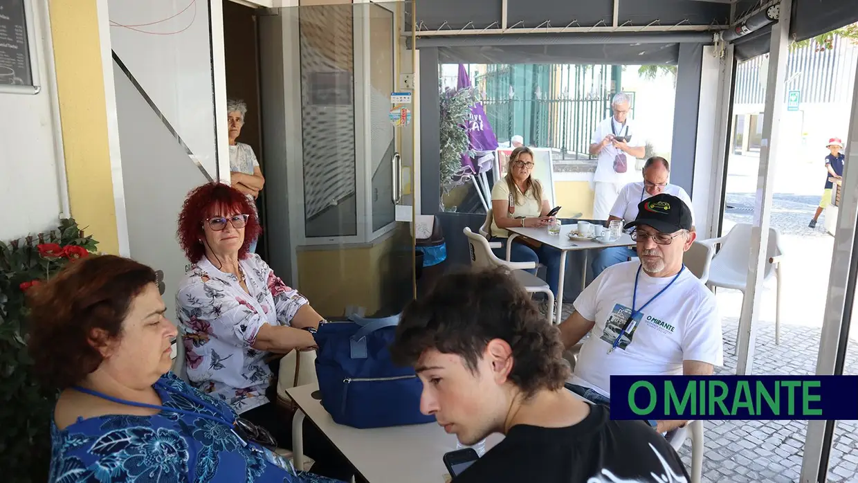 Encontro de Renault 4 na Chamusca juntou 150 pessoas